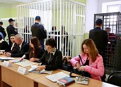 «Ты зря это сделал». Обвиняемый в терроризме Павел Сава обратился к Николаю Автуховичу во время судебного заседания