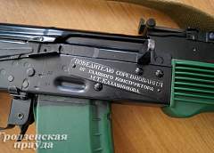 В Гродненской погрангруппе хранятся именные автоматы, врученные самим Калашниковым