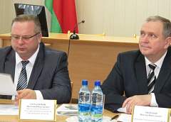 Прием граждан и прямую линию провели в Волковысском районе председатель Комитета государственного контроля и прокурор Гродненской области