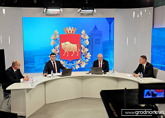 Прямо сейчас проходит стрим с губернатором Гродненской области Юрием Караевым