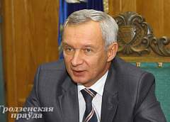 Семь юных информатиков и математиков Вороновщины получили дипломы и стипендии из рук знаменитого земляка Сергея Абламейко