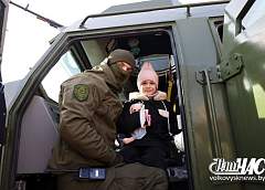 Ученики школ Волковыска посетили день открытых дверей в 3-м отдельном стрелковом батальоне войсковой части 7404