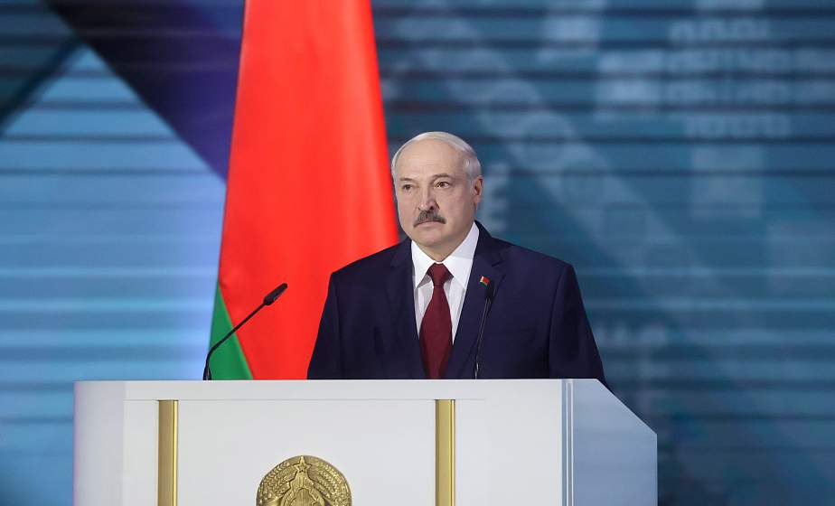 Александр Лукашенко поручил правительству и Нацбанку направить все ресурсы в реальный сектор экономики Александр Лукашенко поручил правительству и Нацбанку направить все ресурсы в реальный сектор экономики