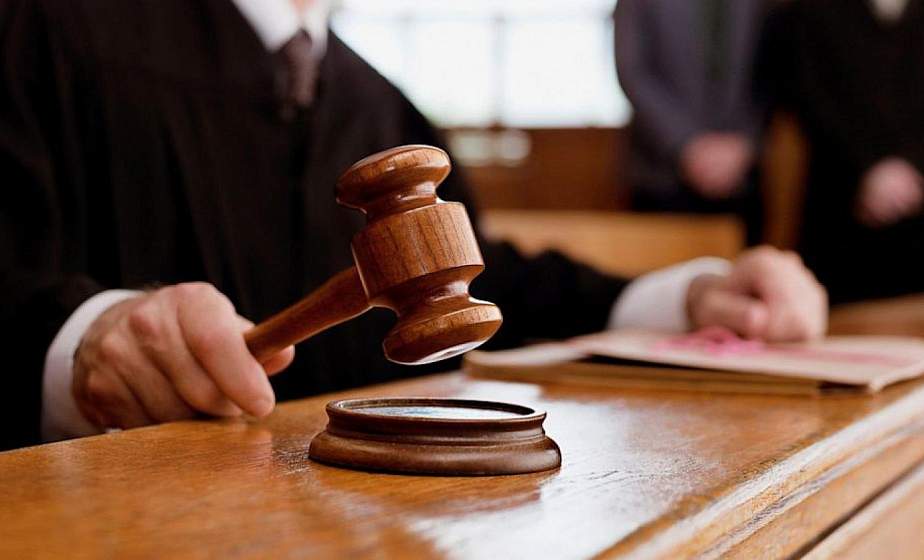 3,5 года с конфискацией за содействие в незаконном пересечении границы 3,5 года с конфискацией за содействие в незаконном пересечении границы