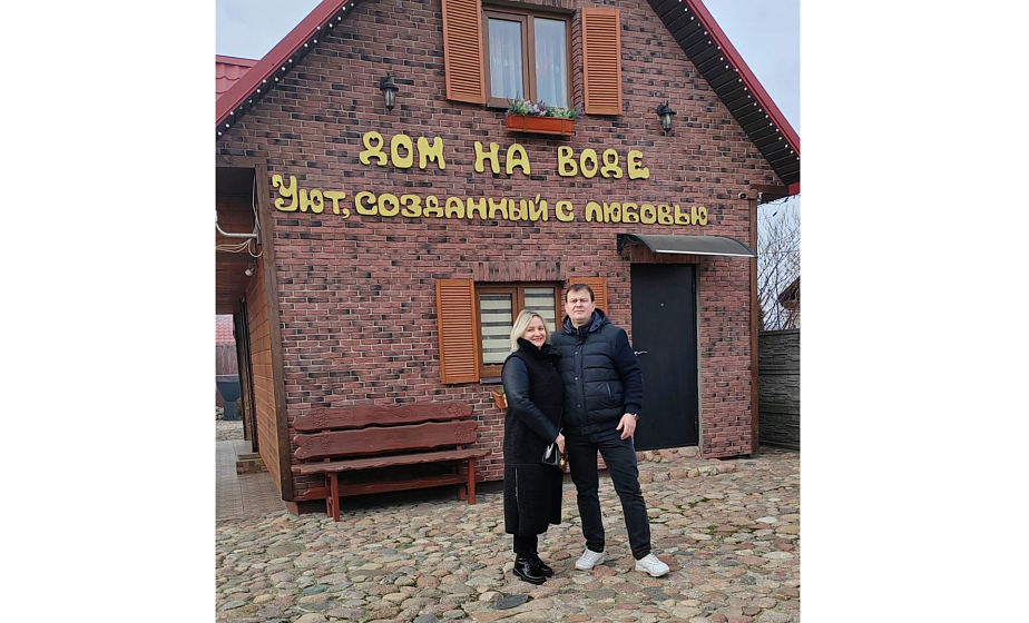 «Дом на воде». Владельцы агроусадьбы Ирина и Сергей Резанко рассказали, как построили необычный дом для отдыха «Дом на воде». Владельцы агроусадьбы Ирина и Сергей Резанко рассказали, как построили необычный дом для отдыха