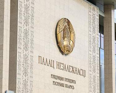 Александр Лукашенко заслушал доклад Александра Турчина о предстоящем визите правительственной делегации в Казахстан