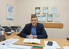 Артем Макаревич: "Внимательно прочитав проект изменений и дополнений Конституции, я глубоко убежден, что внесенные в нее изменения и дополнения нацелены на укрепление государства и общества"