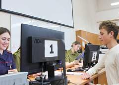 В какие вузы поступило больше всего целевиков в этом году, рассказали в Минобразования