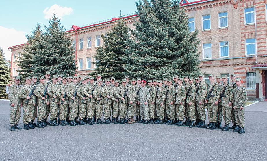 «Хочу продолжить службу по контракту». На базе войсковой части 5522 завершается учебный сбор военнослужащих нового пополнения