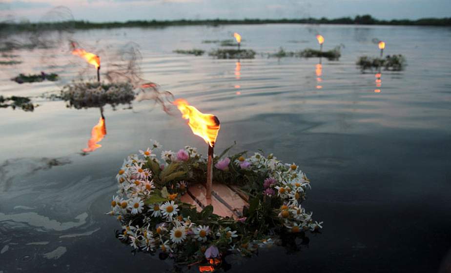 Карагоды, казачныя легенды і смачная гарбата. Як у Гродне адзначаць Купалле Карагоды, казачныя легенды і смачная гарбата. Як у Гродне адзначаць Купалле