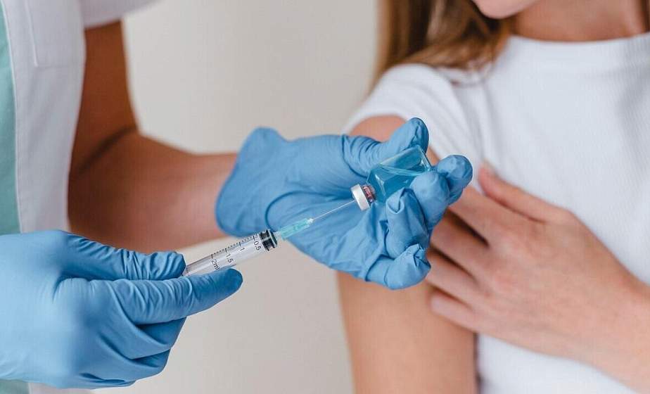 В Беларуси началась вакцинация против ВПЧ девочек в возрасте 11 лет В Беларуси началась вакцинация против ВПЧ девочек в возрасте 11 лет