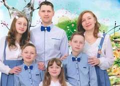 «Всегда мечтали о большой семье». Супруги Андрей и Ольга Юхник воспитывают пятерых детей