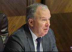 Координирующую роль в профилактике подростковой преступности играют комиссии по делам несовершеннолетних