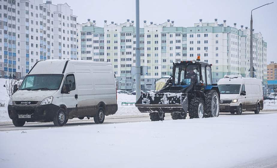Очистка гродненских улиц и дорог от снега