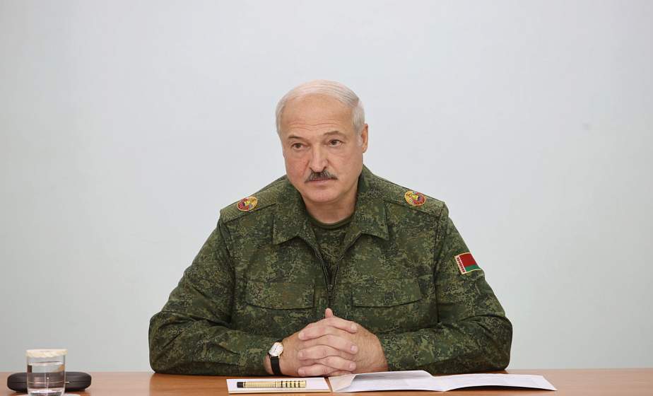 Александр Лукашенко: впервые за четверть века пришлось принимать самое серьезное решение