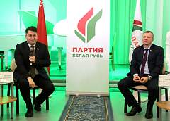 «Наш выбор – сильная страна!». Диалоговая площадка впервые голосующих граждан прошла в Гродно 