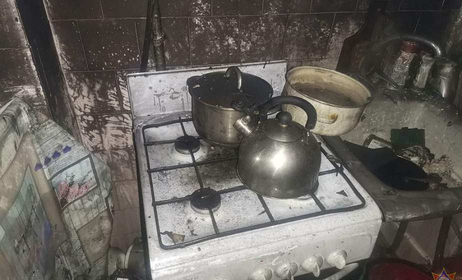 В Волковысском районе мужчина получил ожоги из-за пожара в квартире В Волковысском районе мужчина получил ожоги из-за пожара в квартире
