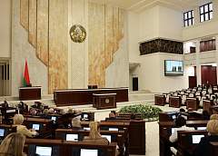 Игорь Сергеенко обозначил депутатам задачи на период работы в избирательных округах с 22 по 26 сентября