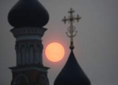 Фотофакт: Необычный восход солнца наблюдали жители Гродно