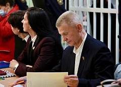 В Гродно продолжают допрос обвиняемых по делу группы Автуховича. Показания дал бывший священник из Бреста Сергей Резанович