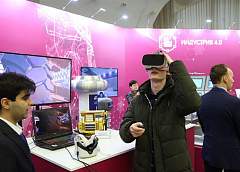 В минском "БелЭкспо" открылась уникальная выставка научно-технических достижений "Беларусь интеллектуальная". На ней представлено более четырёх сотен экспонатов