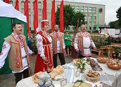 На фестивале национальных культур в Гродно будут работать свыше 170 объектов торговли и общепита более чем на 3 000 мест
