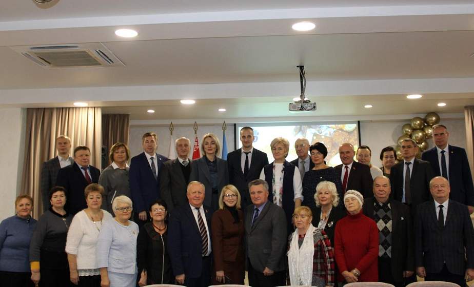 Руководители отраслевых профсоюзов Гродненщины получили напутствие от ветеранов профсоюзного движения