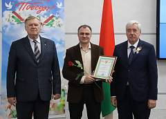 В Гродно обновили Доску почета Ленинского района