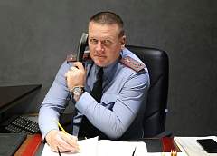 Изменения в ПДД, светофоры и островки безопасности. Какие вопросы поступили на прямую линию начальника УГАИ УВД Гродненского облисполкома Геннадия Белявского
