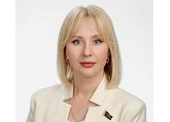 Елена Стальбовская, член Совета Республики: «Успешная уборочная кампания – залог экономической и политической независимости»