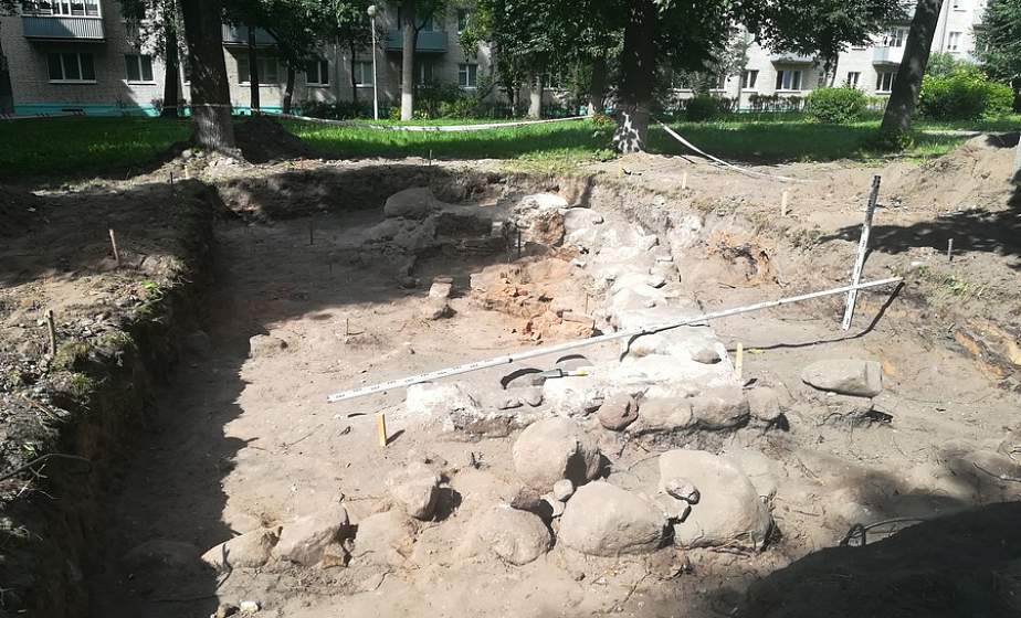 В Лиде ведутся археологические раскопки В Лиде ведутся археологические раскопки
