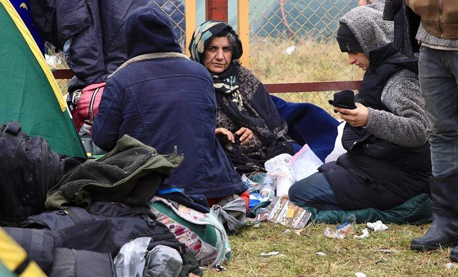 ФОТОФАКТ: Утро в стихийном лагере беженцев у пункта пропуска "Брузги"