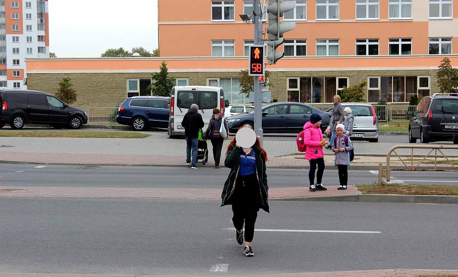 Прогулка по Гродно  с госавтоинспектором. Как гродненцы выполняют Правила дорожного движения