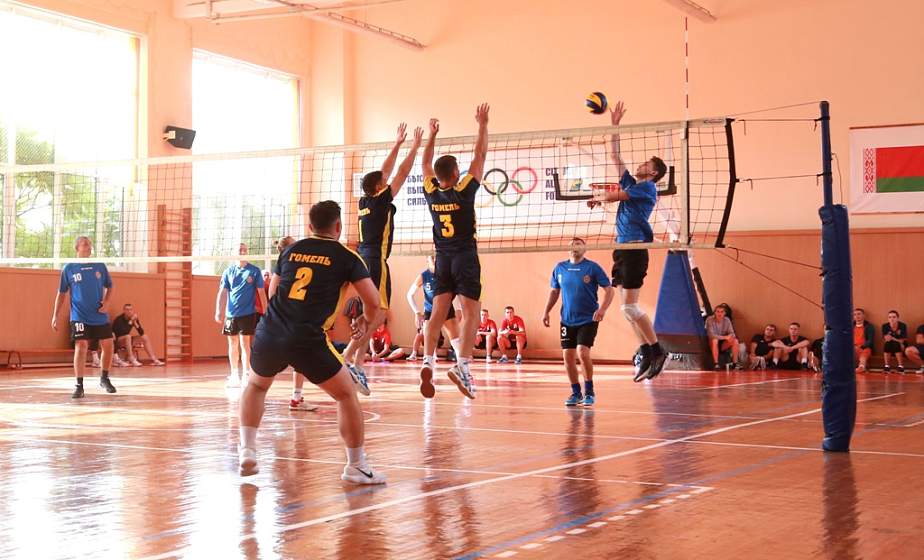 В Гродно проходит чемпионат по волейболу среди сотрудников комитета судебных экспертиз