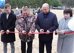 Артерия жизни. Подарок жителям деревни Мосты Левые ко Дню Октябрьской революции