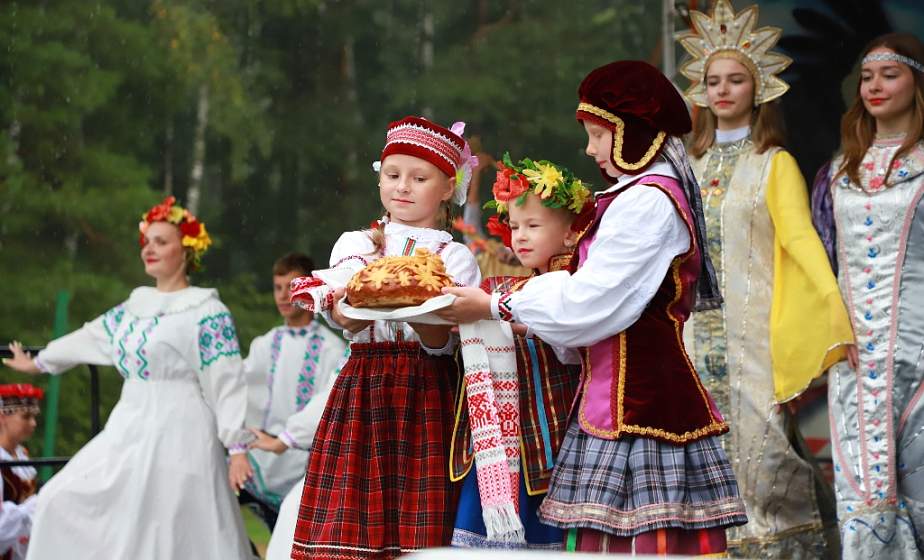 На шлюзе Домбровка прошел фестиваль «Августовский канал в культуре трех народов»