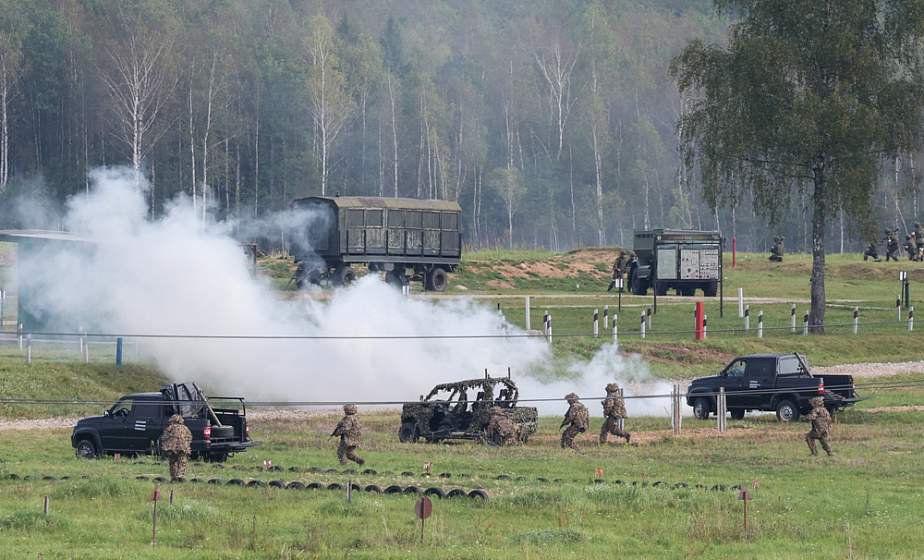 Сделаем все для нашей безопасности! Эксперты – об оборонительном характере учений «Запад-2025» и о том, кто кому угрожает на самом деле 