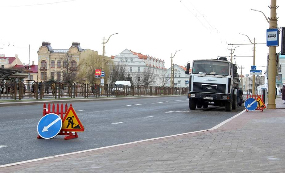 В Гродно приступили к ямочному ремонту магистральных улиц (+видео)