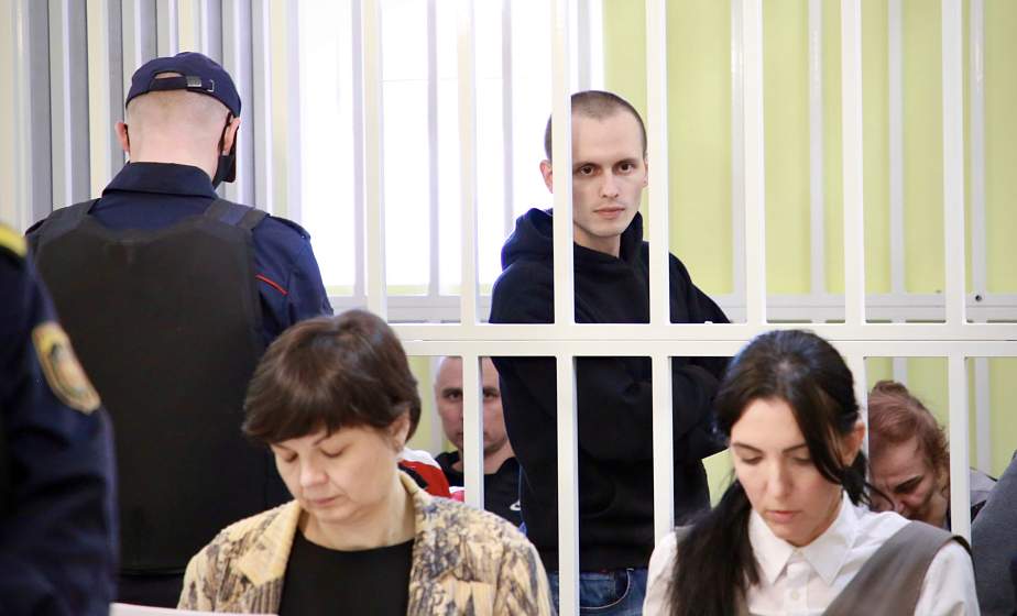 В суде завершился допрос обвиняемого по делу Автуховича Павла Савы