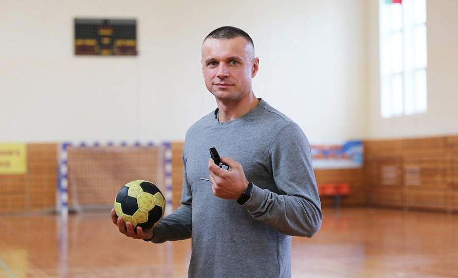 “Гандбол – моя игра длиною в жизнь”. Щучинский тренер Герман Байчоров более 20 лет учит детей играть в гандбол “Гандбол – моя игра длиною в жизнь”. Щучинский тренер Герман Байчоров более 20 лет учит детей играть в гандбол