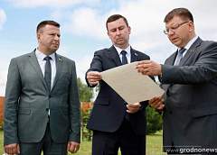 Место силы появится в Коробчицах. Храм-памятник в честь  80-летия освобождения Беларуси  от немецко-фашистских захватчиков появится в «Гарадзенскім маёнтку «Каробчыцы»
