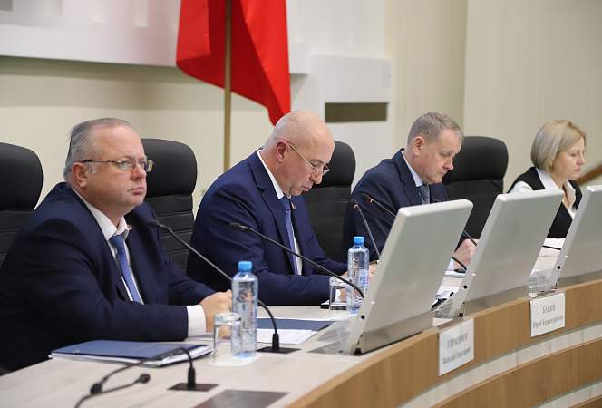 В Гродно обсудили итоги социально-экономического развития региона и исполнение бюджета за девять месяцев 