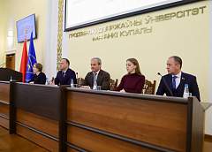 Студенты ГрГУ имени Янки Купалы встретились с творческой группой фильма «Чужое небо»
