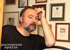 «Каждые пять-десять лет провожу зачистки своих работ». Интервью с художником-графиком Юрием Яковенко