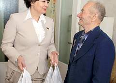 Депутат Палаты представителей Национального собрания Елена Береснева навестила ветеранов