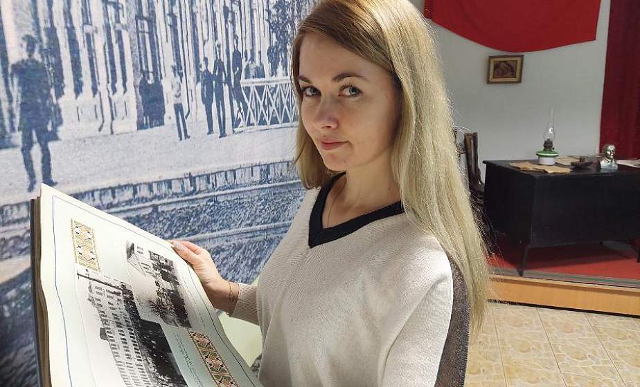 В Лидском историко-художественном музее открылась выставка, посвященная 7 Ноября В Лидском историко-художественном музее открылась выставка, посвященная 7 Ноября