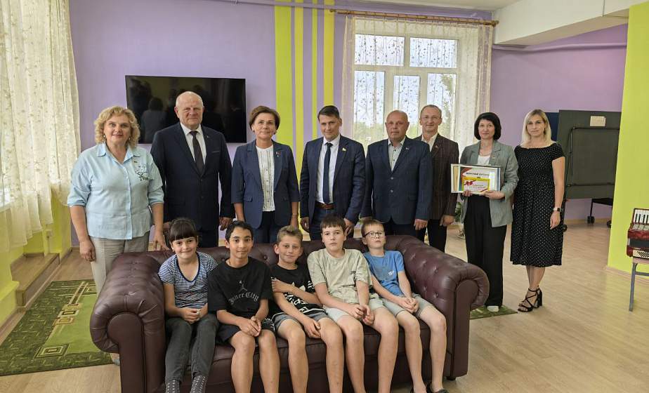На Гродненщине продолжается акция «Соберем детей в школу»
