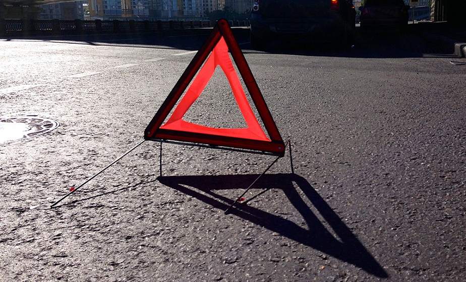Сбитый кабан, покатившийся автомобиль и солнце в глаза: в Гродно и пригороде за день произошло 20 аварий Сбитый кабан, покатившийся автомобиль и солнце в глаза: в Гродно и пригороде за день произошло 20 аварий