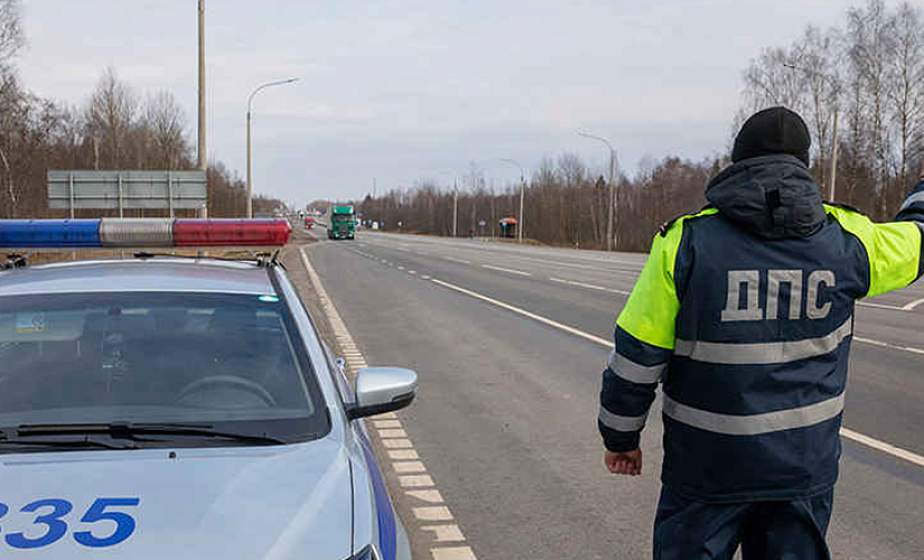 Госавтоинспекция усилит контроль за грузовиками Госавтоинспекция усилит контроль за грузовиками