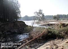 Возле деревни Гожа Гродненского района "убежало" озеро (ФОТО)